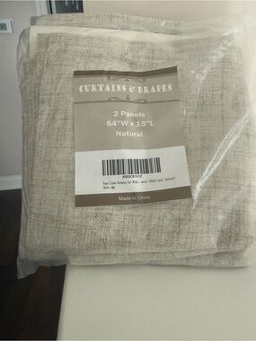 valance 2 per bag 
3 bags available
54x15